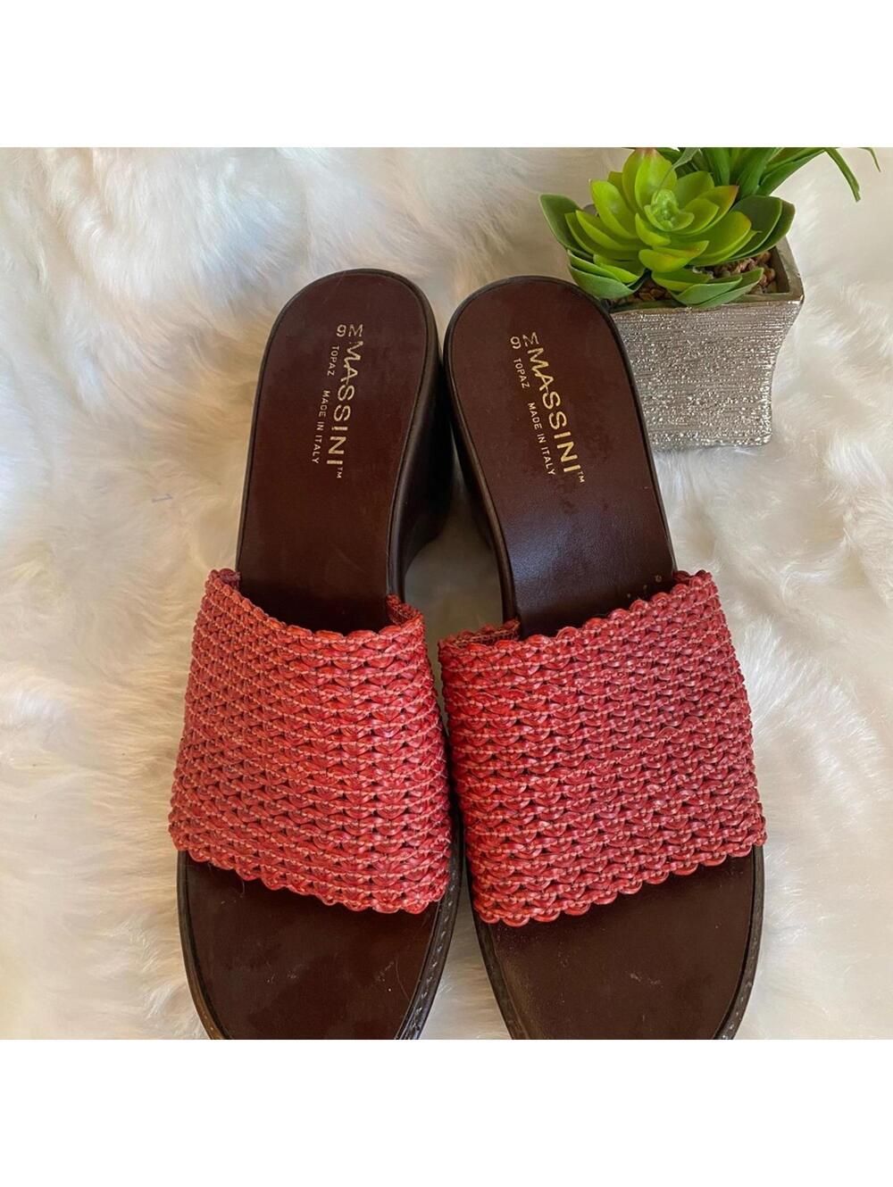 Massini Women's Red Woven Strap Sandals Size 9M